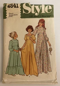 Estilo 2541 Vintage Años 70 Patrón de Costura Niñas Pradera Cabaña Núcleo Vestido Talla: 6 - Imagen 1 de 10