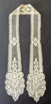 EXCEPTIONAL 19TH C HAND MADE MILANESE LACE LAPPET /STOLE FOR DRESS - Image 1 of 4