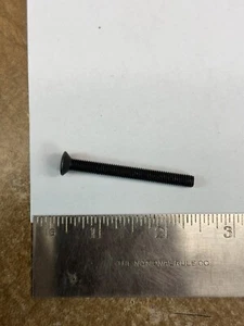 Polaris  Oem Headlight Screw  7518157 NEW - Picture 1 of 2
