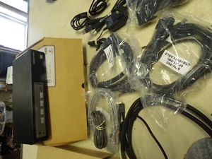 [ConnectPRO] UR-14+Kit - 4-port VGA USB KVM Switch w/DDM Technology - Afbeelding 1 van 11