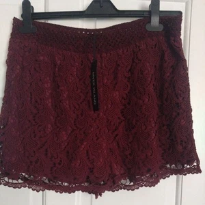 River Island burgundy Lined Womens Dressie Shorts Size 10 - Picture 1 of 5