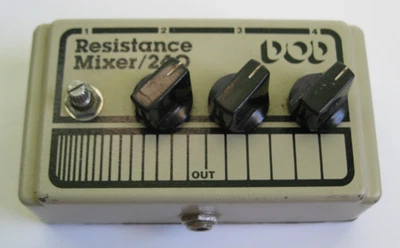 De colección. Mezclador de resistencia "DOD"/240 pedal de guitarra (ATTN: ver descripción Más Pedales...) Foto 1 de 4