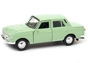 Wartburg 353 East Germany Car Model Toy Green Diecast 1:34-1:39 Scale Welly - Picture 1 of 6