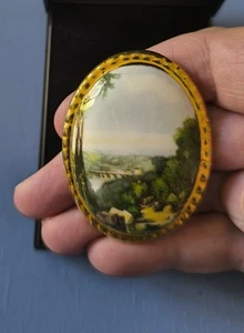 Lady Eleanor Vintage Ceramic Brooch. Fine Bone China. Made in England. Gift Idea - Picture 1 of 16