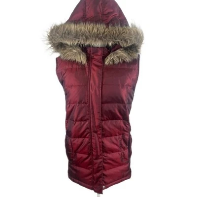 Talbots Woman Red Down Filled Puffer Vest Faux Fur Hood Sleeveless Size 1X - Image 1 of 4