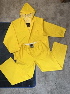 PRO RAINER EUC MENS SZ XL PVC RAIN SUIT PANTS  COAT - Picture 1 of 16