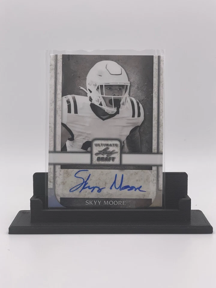 2022 Ultimate Leaf Draft Sky Moore AUTOGRAPH PA-SM1 - Image 1 of 2