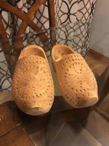 Vintage Hand Carved Dutch Wooden Clogs Shoes - Picture 1 of 6