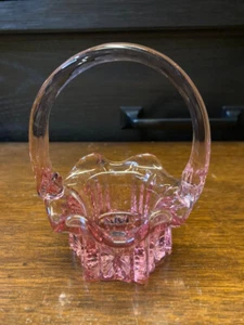 Vintage Small Fenton Pink Drapery Basket Soft Rose Pink Spring Easter - Picture 1 of 6
