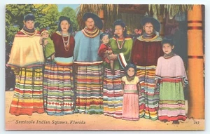 Postal Seminole Indian Squaws en vestido tradicional Miami Florida - Imagen 1 de 2