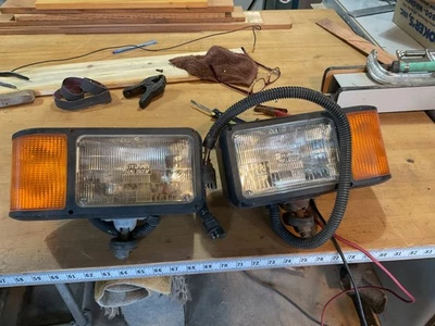 LUCES DE CABEZA DE ARADO LIGTE USADAS TRUCKLITE HECHAS PARA CAMIÓN QUITANIEVES MEYER. Foto 1 de 4