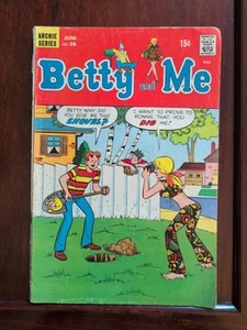 Betty And Me #28 - Imagen 1 de 5