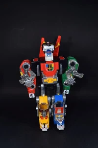 Modellino vintage 1984 Voltron Panosh Palazzo Lion Force - Foto 1 di 16