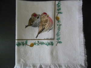 Stevens Linen, 2 Holiday Greens, Birds Dinner Napkins 16"x 16", NEW - Picture 1 of 2