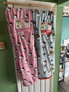 Neu mit Etikett Hello Kitty süße kleine Schleifen Doppelwolke Überwurf 60 "X90 Zoll" & Regenbogenwolken - Bild 1 von 10