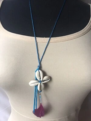 Collar American Eagle Outfitters Turquesa Cowrie Conchas Y Plumas -Nuevo Foto 1 de 4