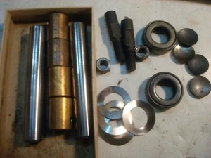 1933-35 Chevrolet Standard King Bolt Set - Bild 1 von 2