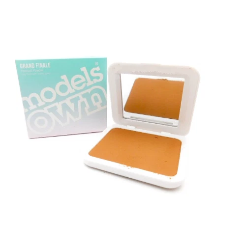 Models Own Grand Finale Pressed Powder 08 Praline - Image 1 of 1
