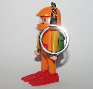 Playmobil orange Unterwassertaucher mit Flossen Taucher Schlüsselanhänger Sport - 69 - Bild 1 von 4