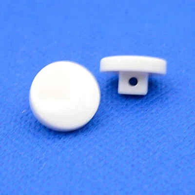 OFF WHITE FLAT ROUND SHANK BUTTONS 14mm - Image 1 of 2