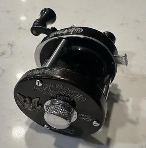 SHAKESPEARE PRESIDENT II 1980 FISHING REEL Very Nice Condition - Picture 1 of 5