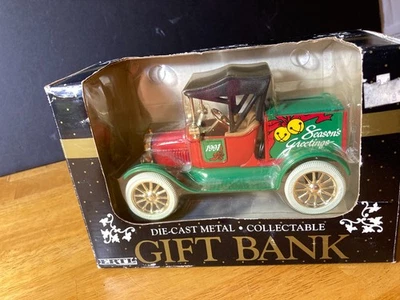 ERTL 1991 GIFT BANK DIE-CAST METAL COLLECTIBLE CAR SEASON'S GREETINGS CHRISTMAS - Image 1 of 3
