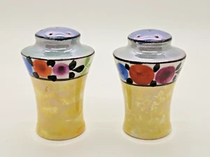 Vtg Japanese Lusterware Salt & Pepper Shakers Hand Painted Floral Yellow Blue - Picture 1 of 8