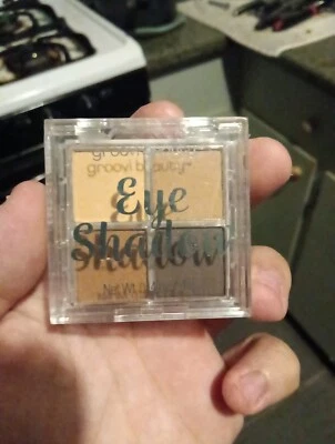 Groovi Beauty Eyeshadow Quad Palette Browns Net Wt 0.14 Oz - Image 1 of 2