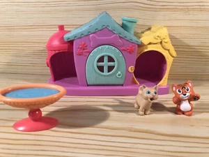 Littlest Pet Shop LPS Small Pet House with Bird bath #317 Bluebird + 2 Figs Rare - Picture 1 of 4