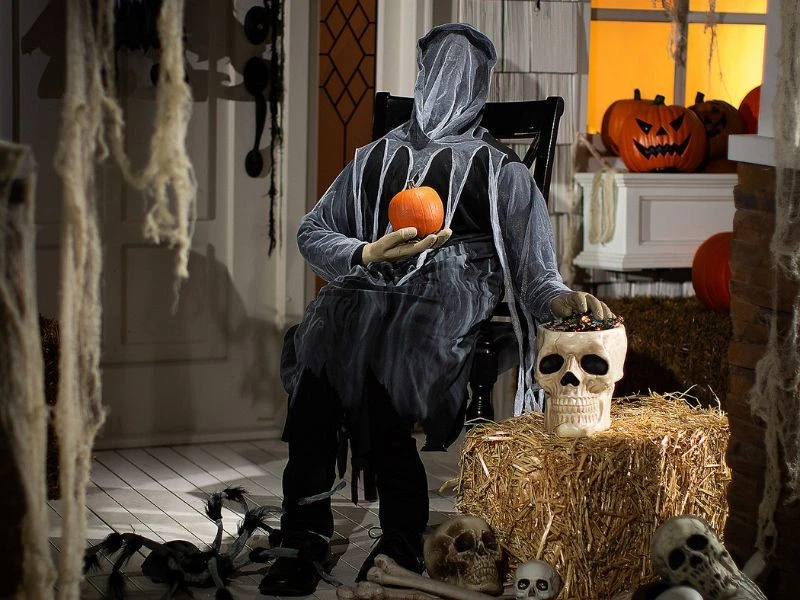 Life Size Posable Dummy with Hands for Halloween