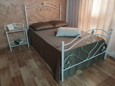 Letto una piazza e mezza in ferro battuto Cuore bianco decorato oro - Immagine 1 di 4