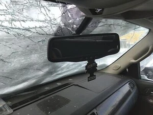 13 SIERRA DENALI 3500 Rear View Mirror Video (opt Drc) Telematics - Picture 1 of 1