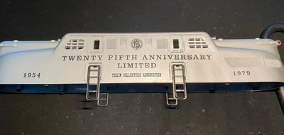 Williams VINTAGE TCA25th Anniv. GG1 Shell C10. DIE-CAST -CHRISTMAS IN JULY - Image 1 of 4