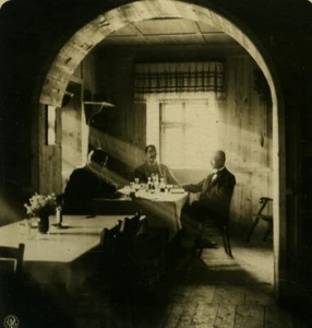 Schweiz Alpen Berghütte Esszimmer altes Stereo Foto NPG 1900er - Bild 1 von 3