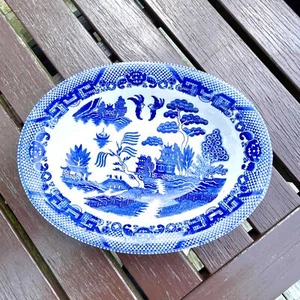 Vintage 10” Blue Willow Oval Vegetable 2” Deep Bowl Blue JAPAN - Imagen 1 de 4