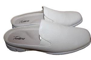 Trotters Uma T2238-126  Womens Beige  Leather Mule Flats Shoes - Size 10.5W NEW - Picture 1 of 6