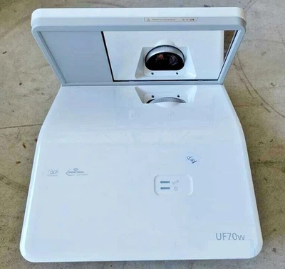 *DEFECTUOSO* PROYECTOR SMART UF70W WXGA DLP 3000 LÚMENES HDMI ULTRA CORTO ALCANCE Foto 1 de 4