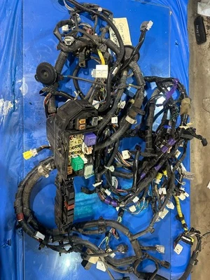 🐼 Arnés principal de sala de motores Toyota Camry 99-01 P/N: 82115-33050 🌟 Foto 1 de 4