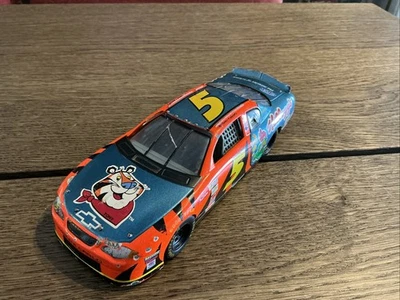 2000 Racing Champions NASCAR #5 Terry Labonte Kelloggs Stock Car Diecast 1:24 - Image 1 of 4