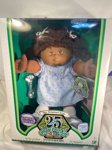 Cabbage Patch 25th Anniversary Edition Doll Carvel & Silver Spoon NEW Sealed - Bild 1 von 19