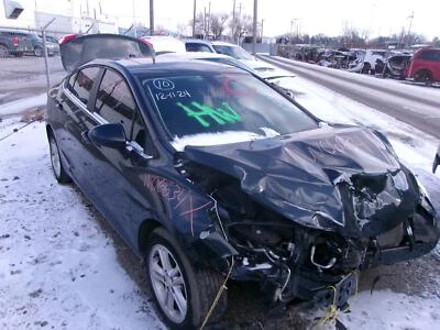 Brazo de control inferior inferior delantero izquierdo usado se adapta a: Chevrolet Cruze 2017 delantero L Foto 1 de 4