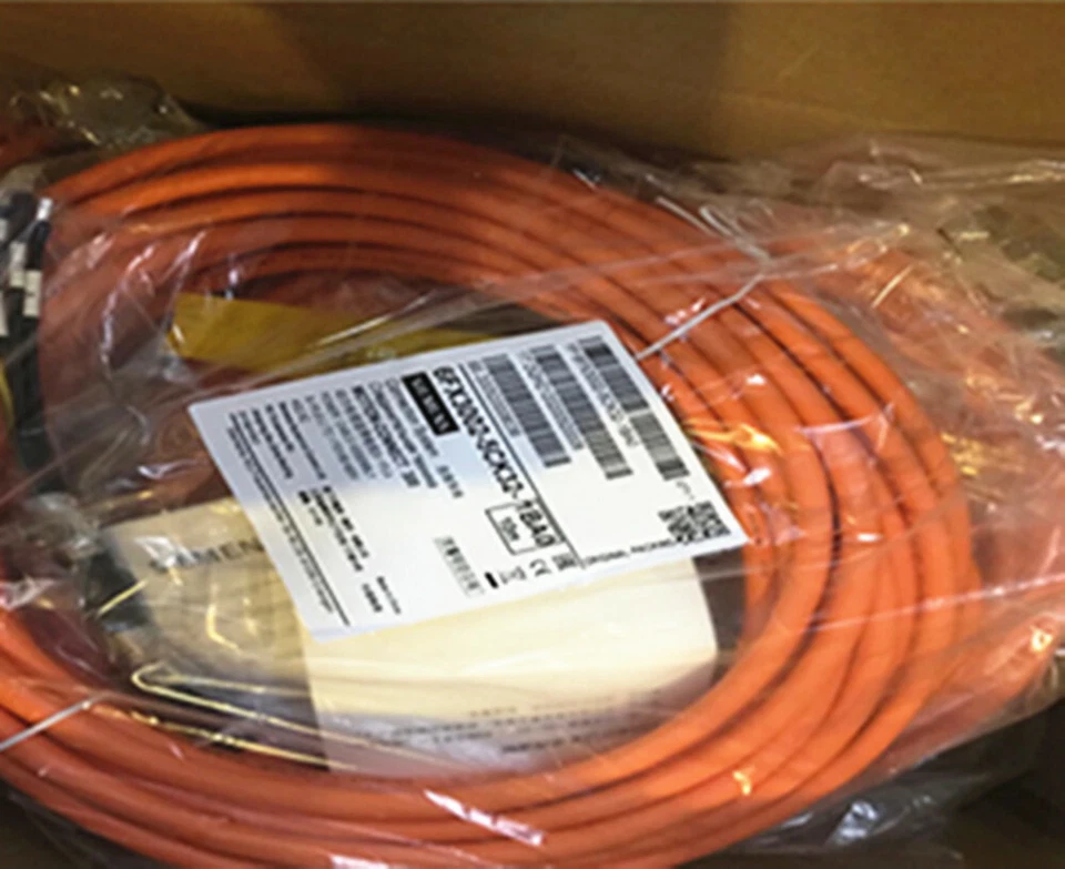 6FX3002-5CK32-1CA0 Siemens V90 Power Cable 6FX3002-5CK32-1CA0 20m New - Image 1 of 1