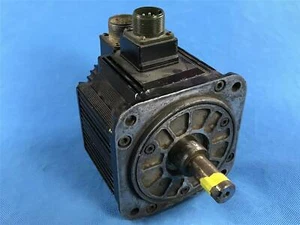 1PCS Yaskawa servo motor SGMG-05A2AB USED - Picture 1 of 4