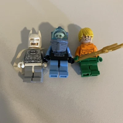 LEGO Minifigure Lot 76000 DC Superhero Mr. Freeze / Arctic Batman / Aquaman - Image 1 of 2
