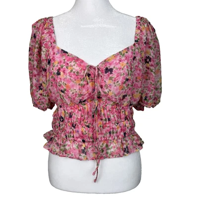 NUEVO CON ETIQUETAS ASTR The Label Top Mujer Grande Floral Recortado Calado Rosa Chic Y2K Lechera Foto 1 de 4
