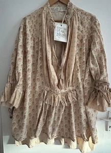 new w/ tag Magnolia Pearl TOP 1229-SUNPR-OS Floral Amadeus Blouse - Picture 1 of 7