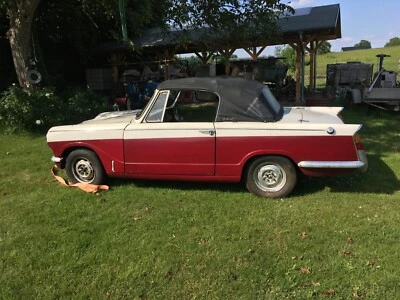 Oldtimer Triumph Herald 1200 Cabrio Baujahr 1965 - Bild 1 von 4