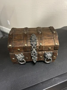 Vintage Wood Pirate Treasure Chest Jewelry Trinket Box Gothic Lion Heads. - Picture 1 of 13