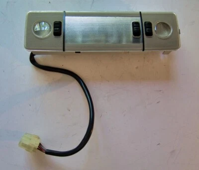 Luz interior domo mapa lectura luz cabina delantera bmw e34 63311384963 Foto 1 de 4