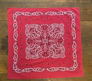Rotes Bandana Vintage Farbe Fast USA Klassisch Baumwolle Quadrat Taschentuch - Bild 1 von 8